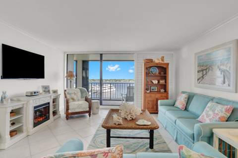 132 Lakeshore Drive #617, North Palm Beach FL - photo 12 of 40