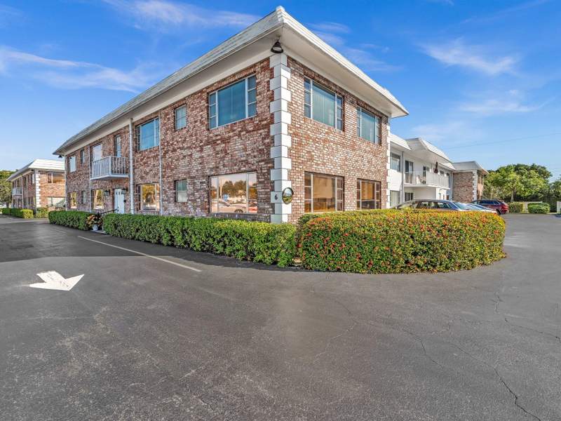 2 bedroom Condominium at 330 S Cypress Road #628, Virginian Apartments, Pompano Beach — photo 3