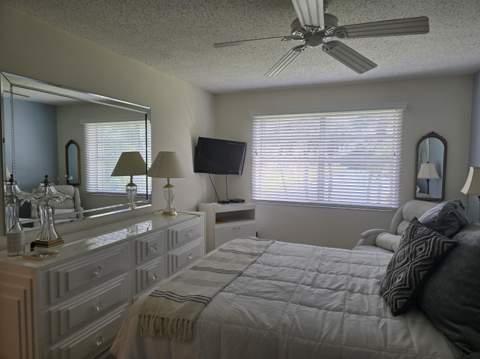 112 Lake Dora Drive, West Palm Beach FL - photo 18 of 27
