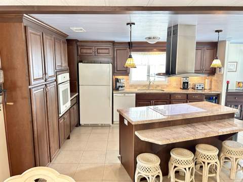 292 NW 53 Street, Deerfield Beach FL - photo 9 of 50