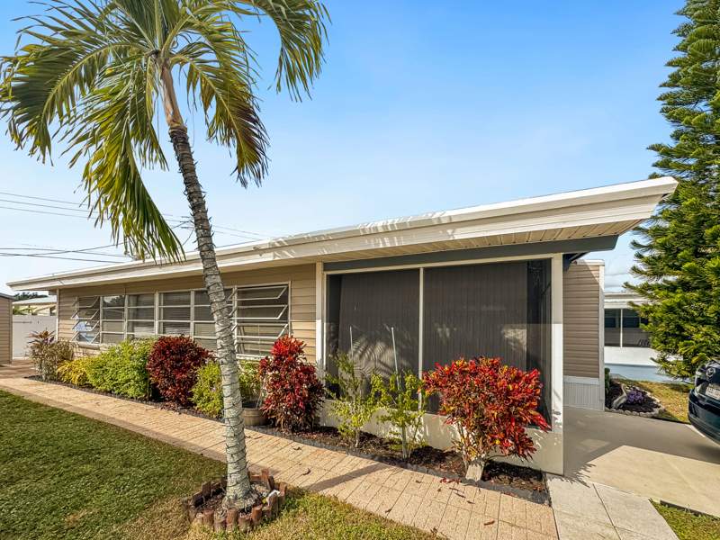 2 bedroom Mobile Home at 14553 Elmhurst Drive, Highland Trailer Park, Delray Beach — photo 4