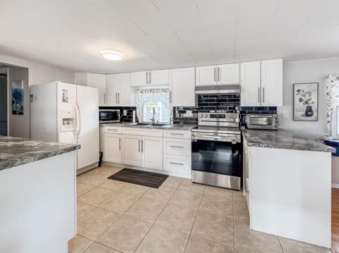 14553 Elmhurst Drive, Delray Beach FL - photo 23 of 29