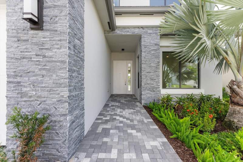 5 bedroom Single Family Residence at 20062 Hirono Lane, Lotus Palm, Boca Raton — photo 3
