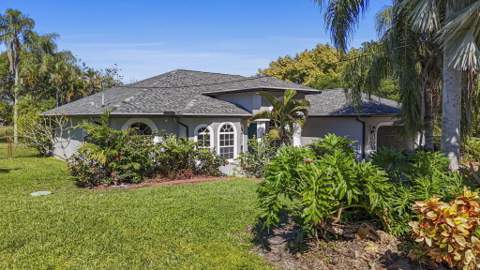 140 SW Mark Court, Port St. Lucie FL - photo 9 of 70