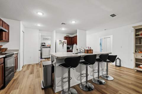 597 NW Kilpatrick Avenue, Port St. Lucie FL - photo 8 of 50