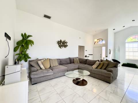 8491 Heather Place, Boynton Beach FL - photo 8 of 50