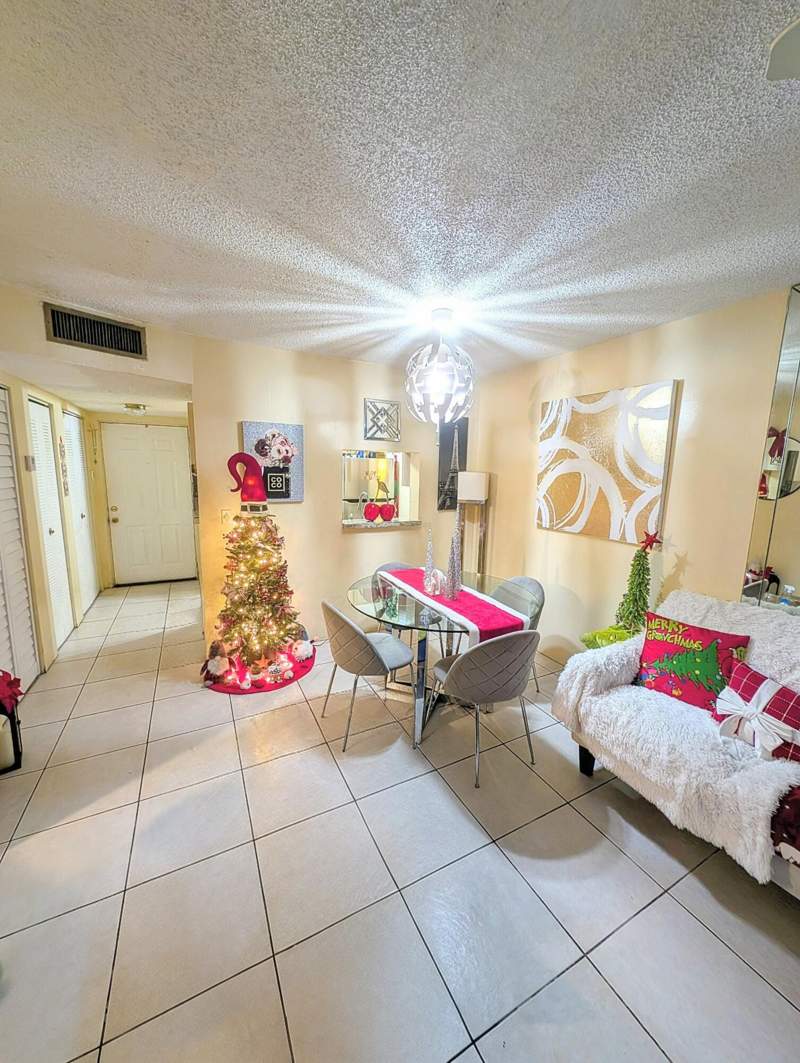 1 bedroom Condominium at 7960 NW 50th Street #104, Cascades Of Lauderhill, Lauderhill — photo 4