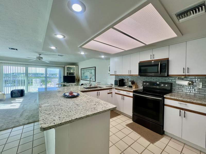 3 bedroom Townhouse at 2486 Harbour Cove Drive, Harbour Cove, Hutchinson Island — photo 3