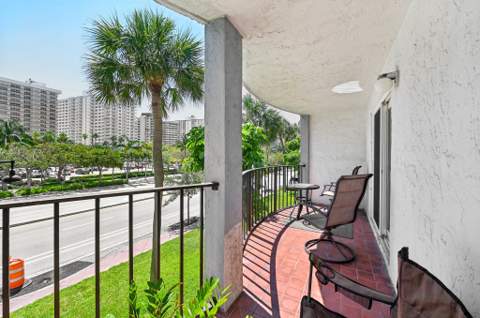 3909 N Ocean Boulevard #215, Fort Lauderdale FL - photo 15 of 22
