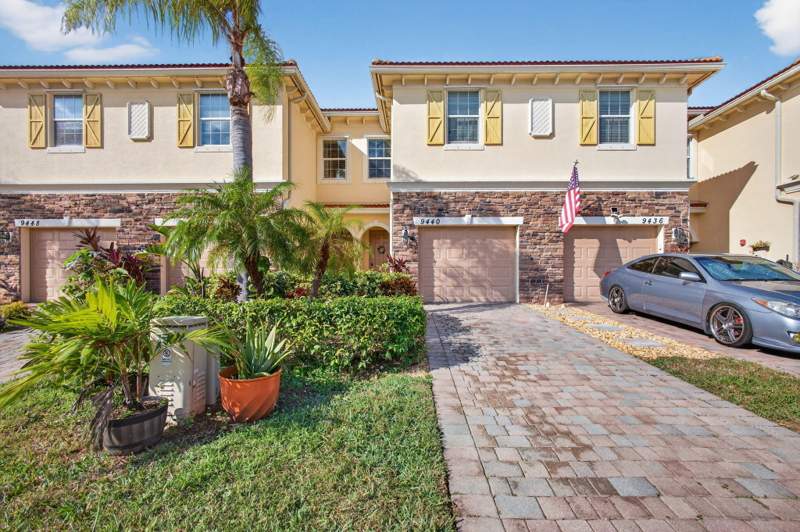 3 bedroom Townhouse at 9440 SW Merlin Court, River Marina Phs 3 & 5, Stuart — photo 3