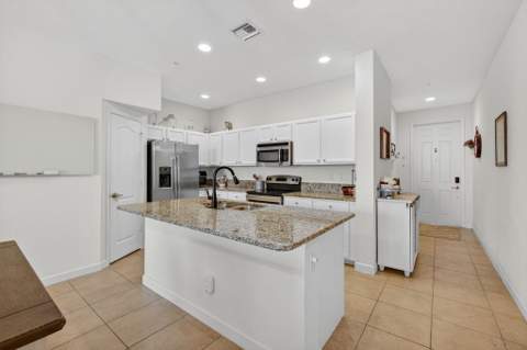 9440 SW Merlin Court, Stuart FL - photo 13 of 54