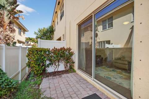 9440 SW Merlin Court, Stuart FL - photo 22 of 54