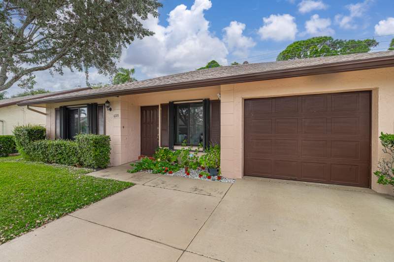 2 bedroom Single Family Residence at 6335 Tall Cypress Circle, Buttonwood 2, Greenacres — photo 2