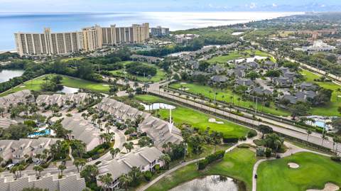 2608 Fairway Drive, Jupiter FL - photo 22 of 25