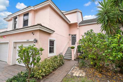 2608 Fairway Drive, Jupiter FL - photo 17 of 25