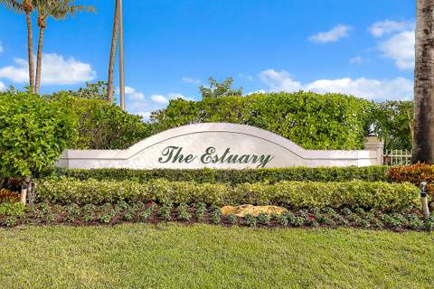 2608 Fairway Drive, Jupiter FL - photo 18 of 25