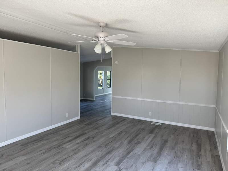 2 bedroom Manufactured Home at 7 San Felipe, Spanish Lakes Country Club Village, Fort Pierce — photo 5