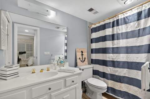 390 NE Edgewater Drive #403, Stuart FL - photo 20 of 46