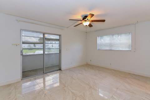 262 Bedford K, West Palm Beach FL - photo 6 of 47