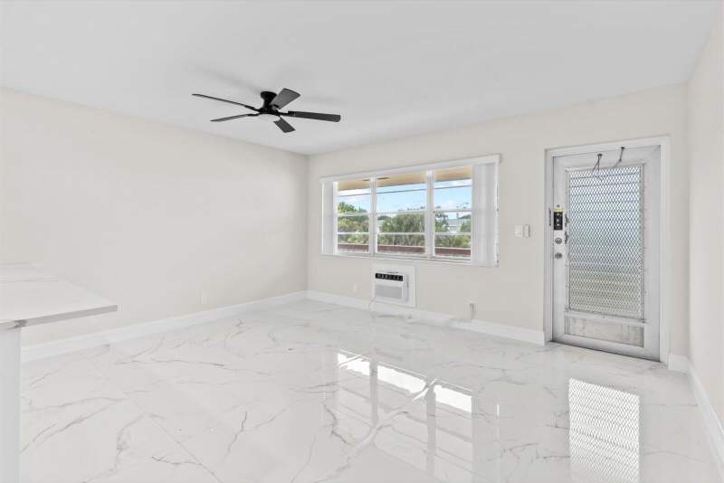 1 bedroom Condominium at 17 Andover A, Andover Condos, West Palm Beach — photo 4