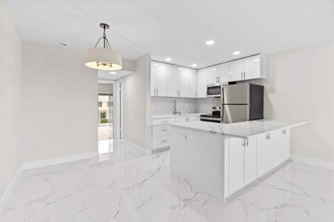 17 Andover A, West Palm Beach FL - photo 6 of 23