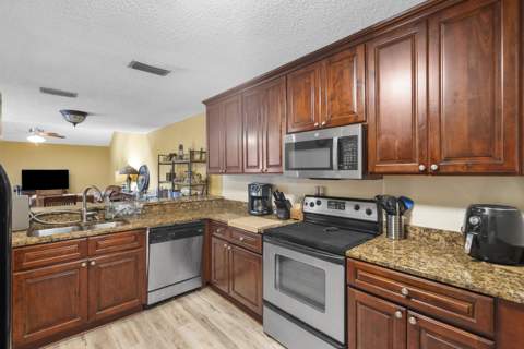1100 SE Mitchell Avenue #101, Port St. Lucie FL - photo 20 of 34