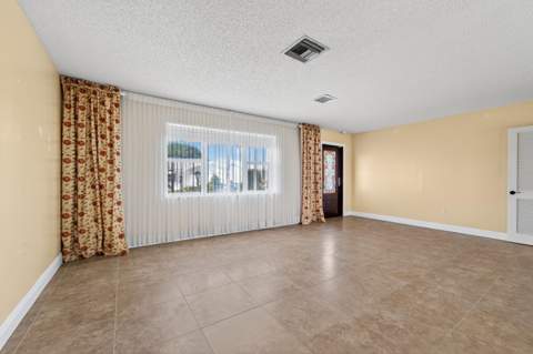 1708 SW 21st Street, Boynton Beach FL - photo 11 of 38