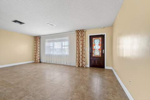 1708 SW 21st Street, Boynton Beach FL - photo 10 of 38