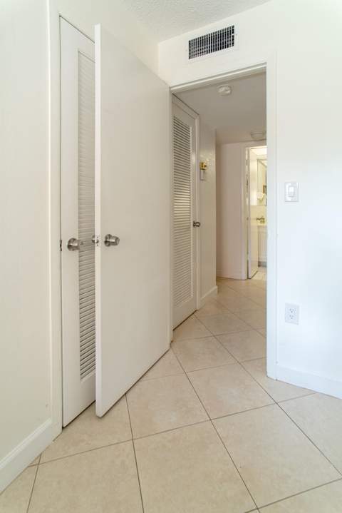 3091 E Sun Sunrise Lakes Drive #207, Sunrise FL - photo 23 of 54