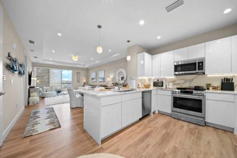 41 SW Seminole Street #205, Stuart FL - photo 8 of 36