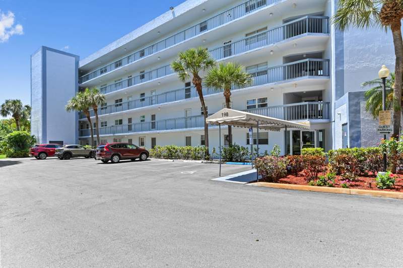 3 bedroom Condominium at 198 NW 67th Street #207, Boca Teeca Condo 9, Boca Raton — photo 4