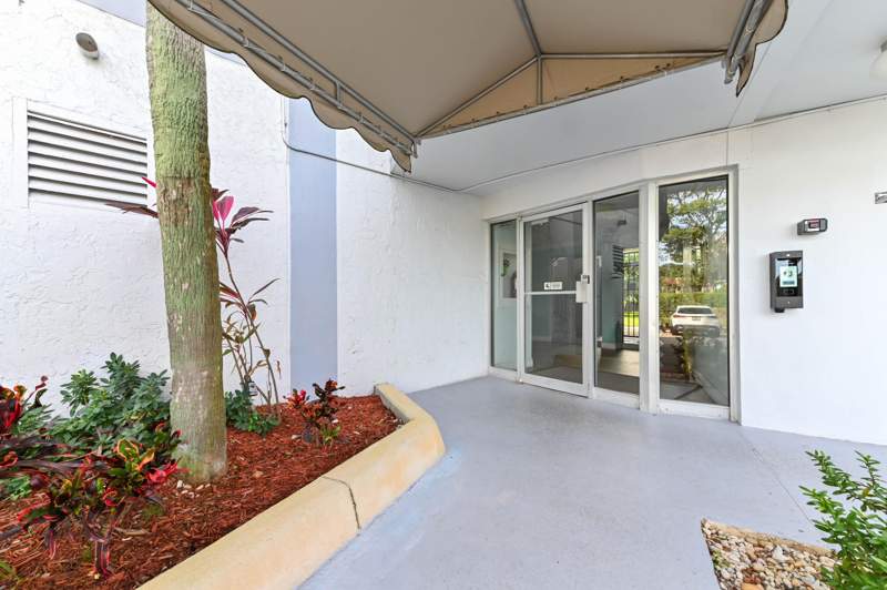 3 bedroom Condominium at 198 NW 67th Street #207, Boca Teeca Condo 9, Boca Raton — photo 5