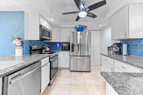 198 NW 67th Street #207, Boca Raton FL - photo 8 of 43