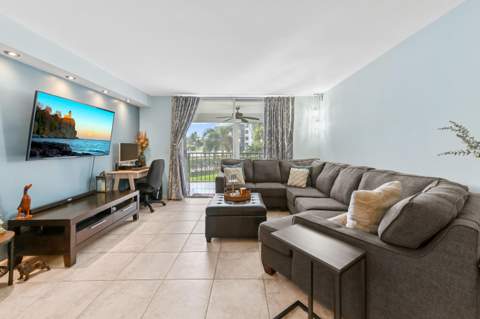 198 NW 67th Street #207, Boca Raton FL - photo 17 of 43