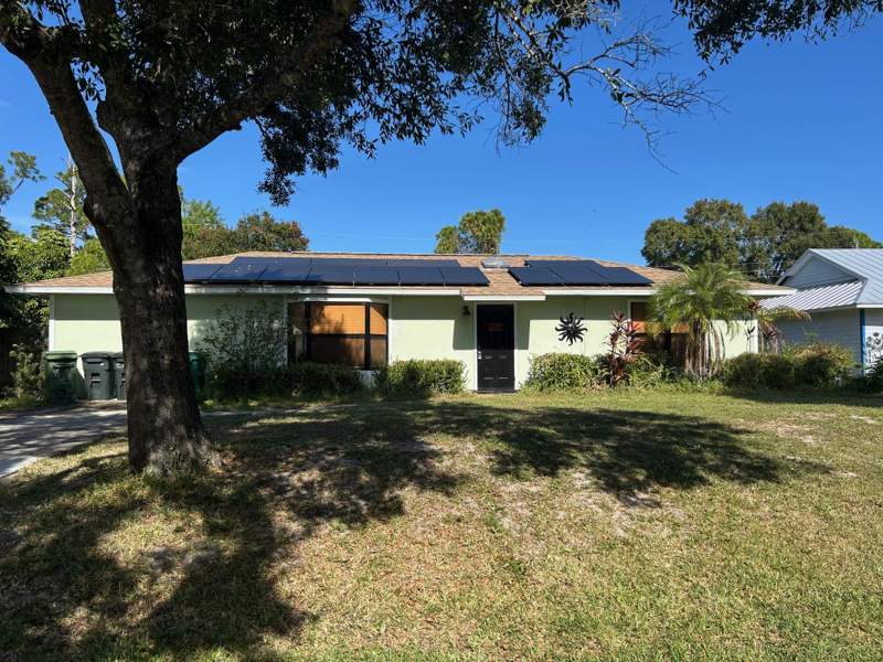 3 bedroom Single Family Residence at 7908 Eden Road, Lakewood Park Unit 4, Fort Pierce — photo 2