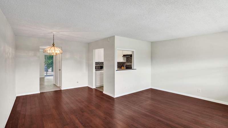 1 bedroom Condominium at 118 Sheffield, Century Village, West Palm Beach — photo 2