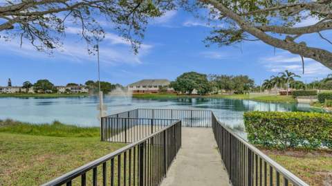 118 Sheffield, West Palm Beach FL - photo 17 of 18