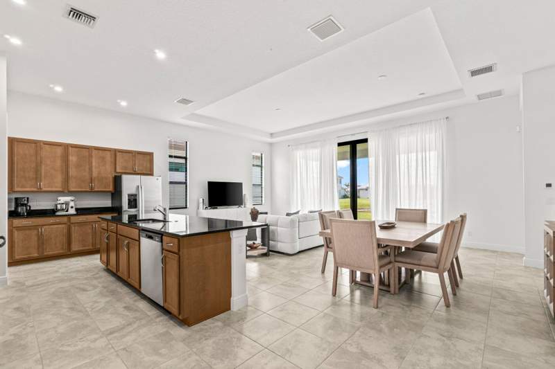 3 bedroom Single Family Residence at 11356 SW Pietra Way, Verano South Pud 1 - Pod E - Plat No. 2, Port St. Lucie — photo 3