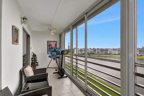 4089 Guildford #E, Boca Raton FL - photo 13 of 24