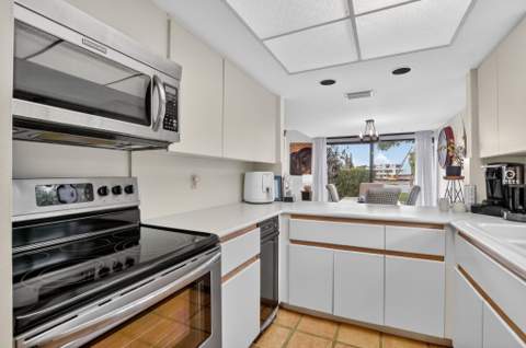 1111 George Bush Boulevard #L, Delray Beach FL - photo 15 of 73