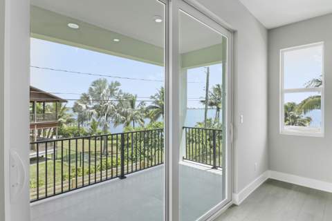 1013 NE Orange Avenue, Jensen Beach FL - photo 24 of 71