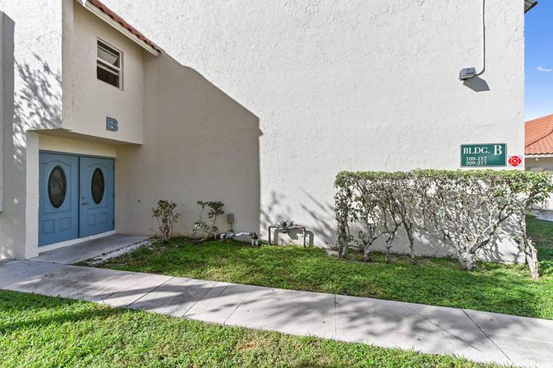 2 bedroom Condominium at 1428 SE 4th Avenue #215, Deerfield Pines, Deerfield Beach — photo 4