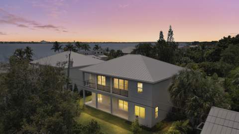 1023 NE Orange Avenue, Jensen Beach FL - photo 13 of 67