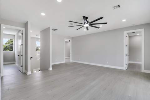 1023 NE Orange Avenue, Jensen Beach FL - photo 24 of 67