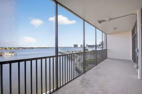 11390 Twelve Oaks Way #420, North Palm Beach FL - photo 6 of 30