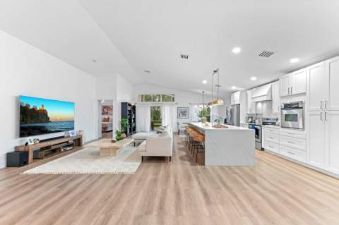 6451 Tiara Drive, Boynton Beach FL - photo 13 of 58