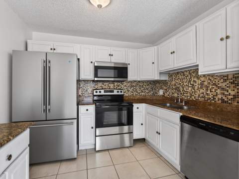 2548 Ida Way, West Palm Beach FL - photo 15 of 34