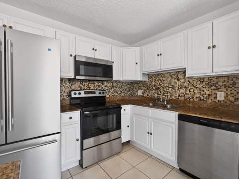 2548 Ida Way, West Palm Beach FL - photo 17 of 34