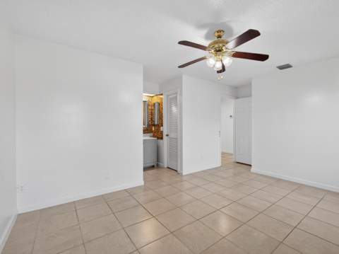 2548 Ida Way, West Palm Beach FL - photo 24 of 34