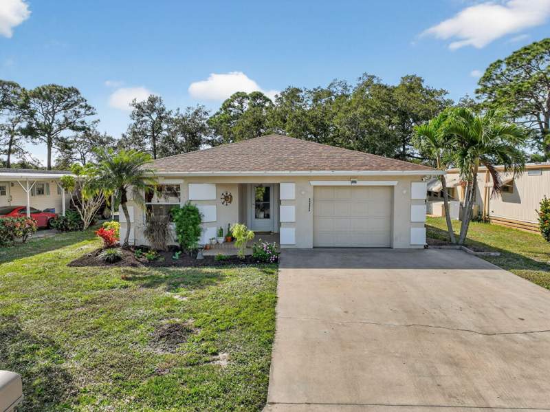 2 bedroom Single Family Residence at 111 Camino Del Rio, Spanish Lakes Riverfront, Port St. Lucie — photo 5